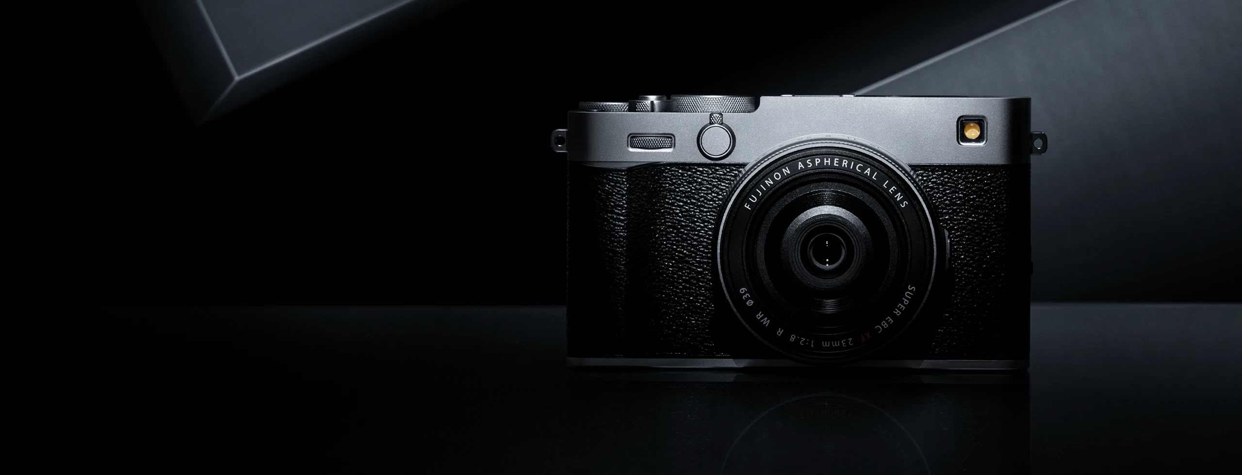 Gespecialiseerd in Foto & Videogear.