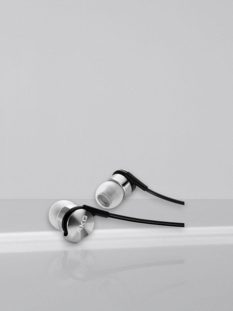 AKG K3003 high end oordoppen
