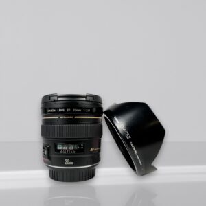 Canon EF 20mm F/2.8