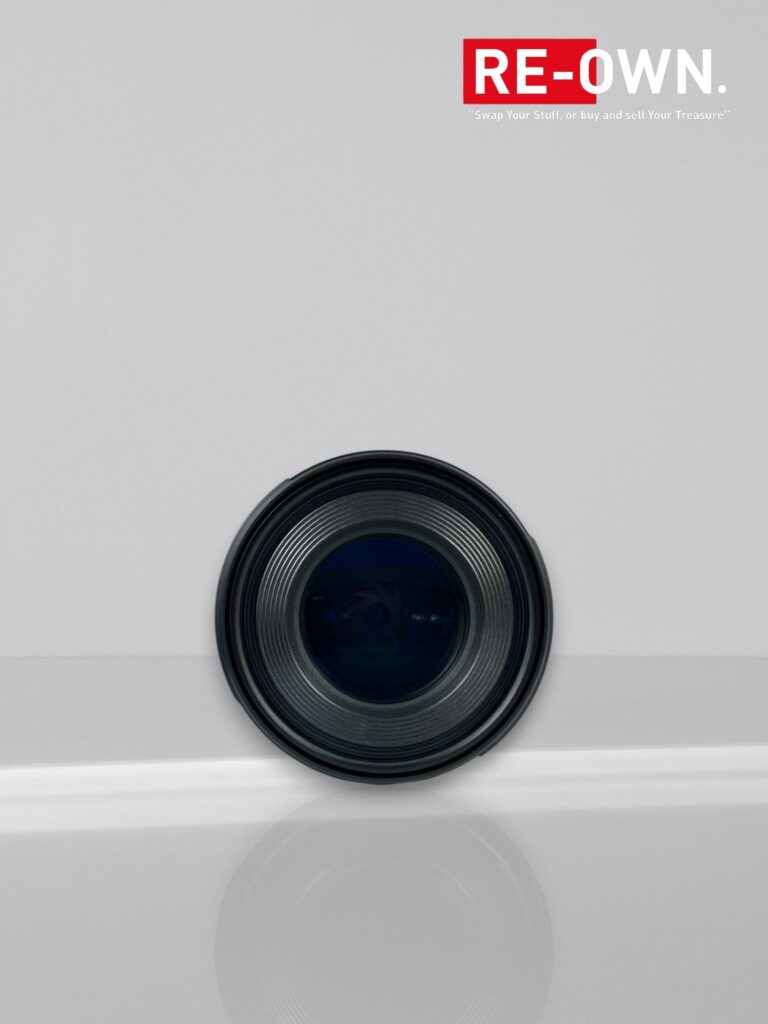 Canon RF 85mm F/2.0 Macro IS STM