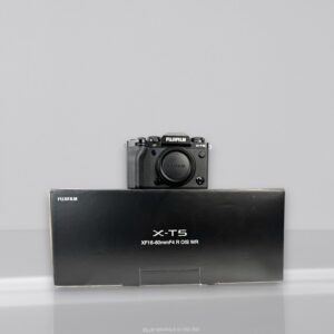 Fujiflm X-T5 body