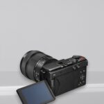 Panasonic LUMIX S9 Jet Black + S 28-200mm f/4.5-7.1 - Thumbnail 3