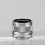 Olympus MFT 25mm F/1.8 zilver M.Zuiko Digital - Thumbnail 2