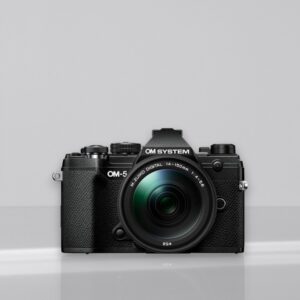 OM SYSTEM OM-5 + 14-150mm Black