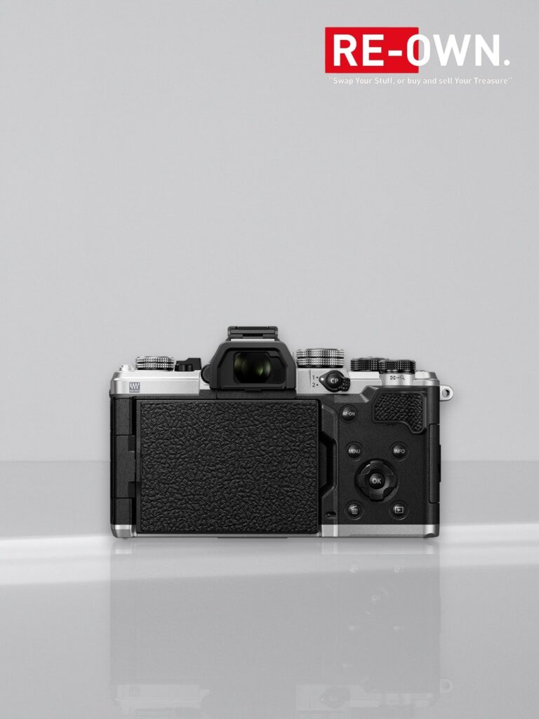 OM SYSTEM OM-3 Body Silver + 12-45mm f/4.0 Pro