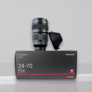 Panasonic Lumix S PRO 24-70mm f/2.8 L Mount  "mint conditie"
