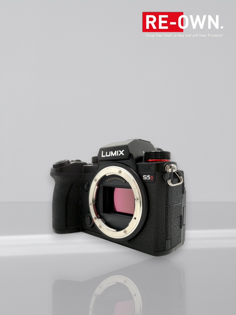 Panasonic Lumix S5D
