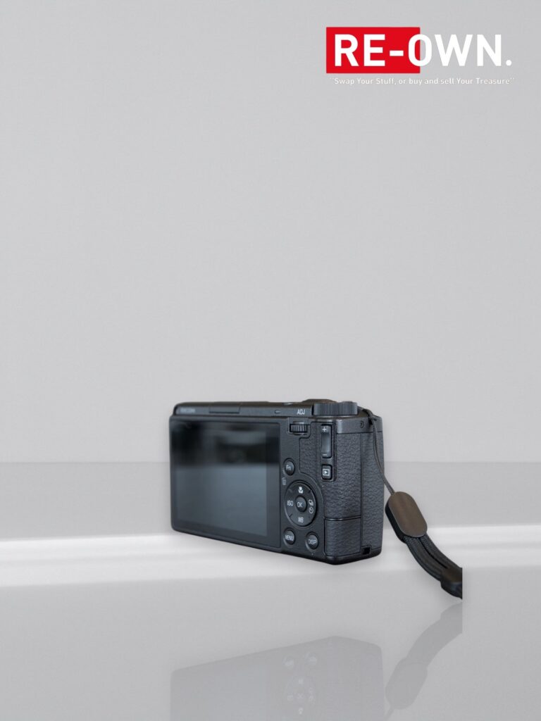 Ricoh GR IV