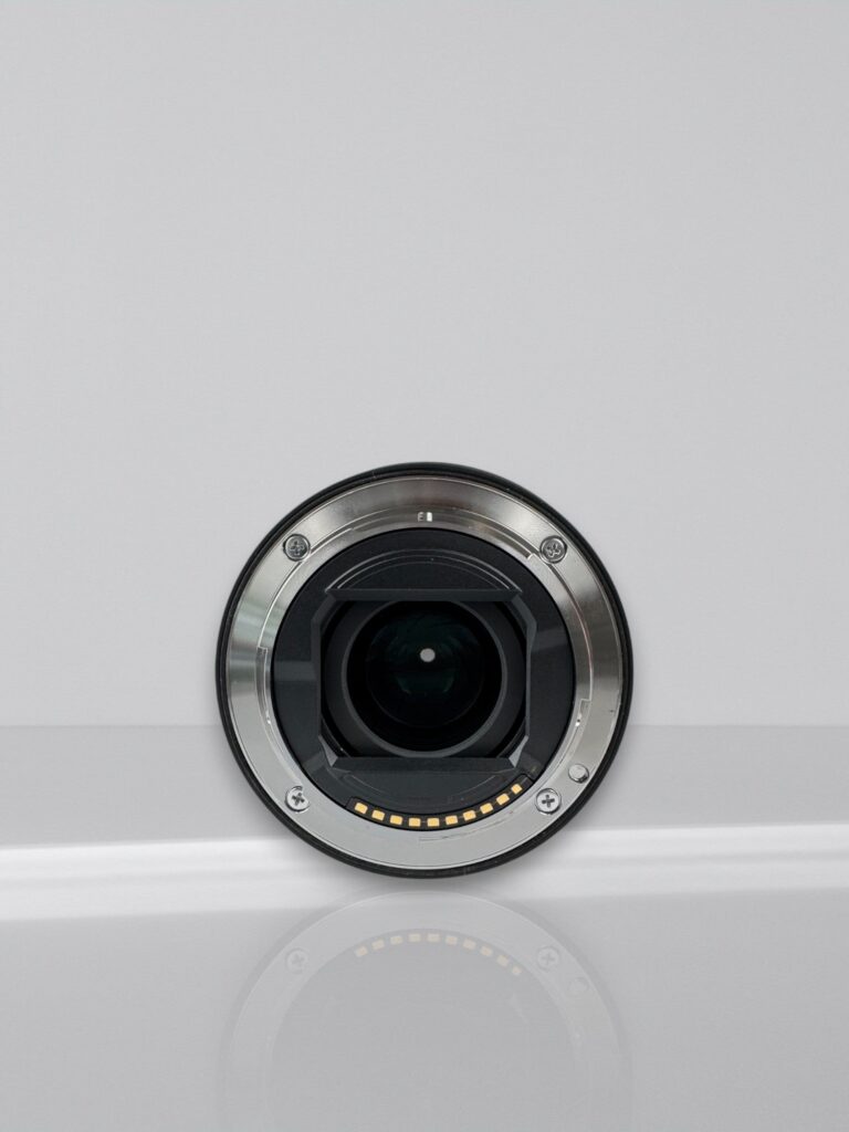 Sony FE 20mm f/1.8 G