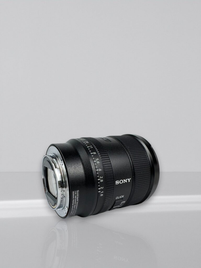 Sony FE 20mm f/1.8 G