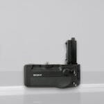Sony VG-C4EM Vertical Battery Grip - Thumbnail 2