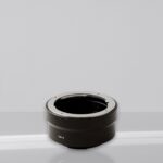 Urth Lens Mount Adapter: Compatible w/ Olympus OM Lens To Sony E Camera Body - Thumbnail 2