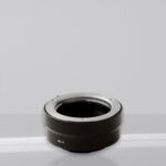 Urth Lens Mount Adapter Minolta Rokkor (SR / MD / MC) Lens To Sony E Camera Body - Thumbnail 2