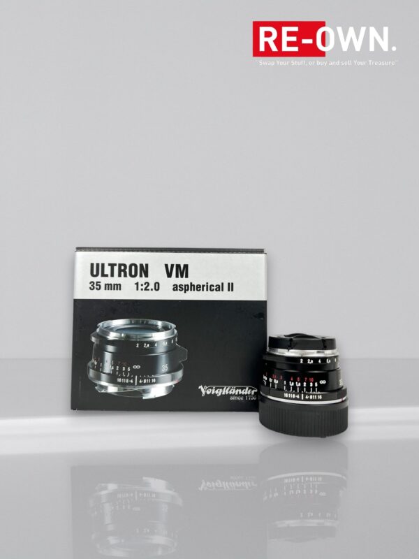 Voigtlander Ultron 35mm f/2 Aspherical Type II - Leica M