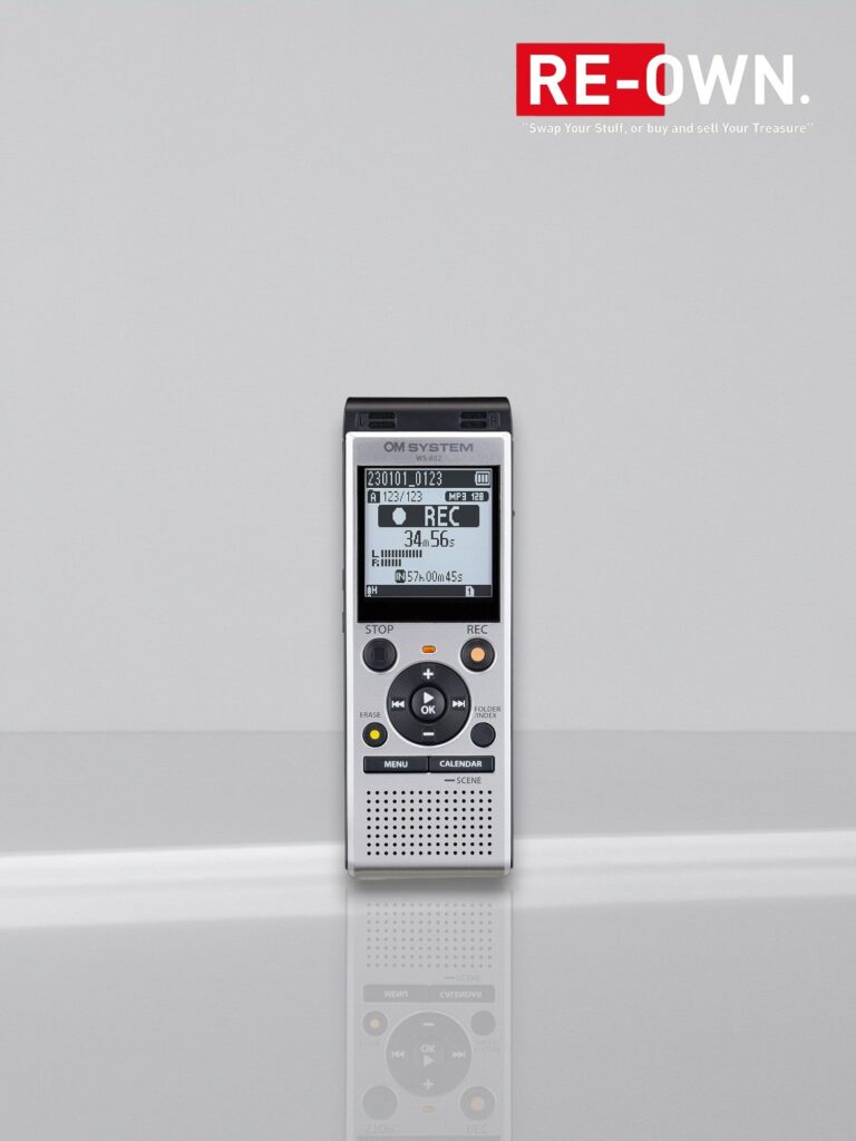 Olympus OM SYSTEM WS-882 (4GB) Stereo Recorder Silver